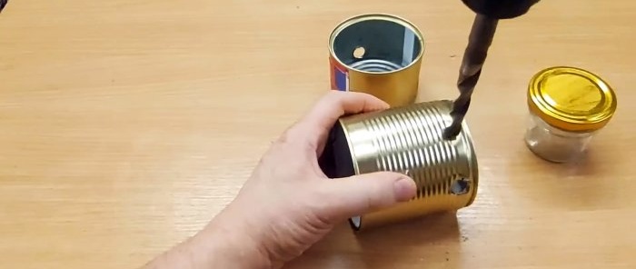 The tent is warm and the food is warm. How to make a simple stove from cans