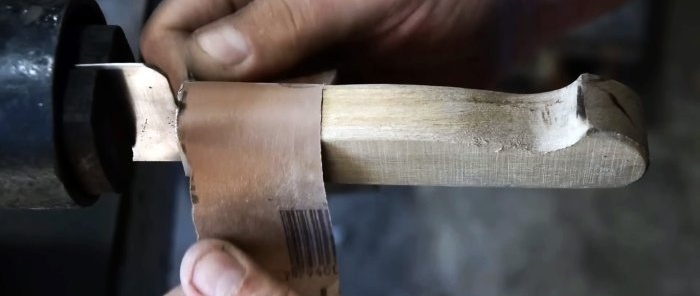 How to repair a kitchen knife with a broken shank